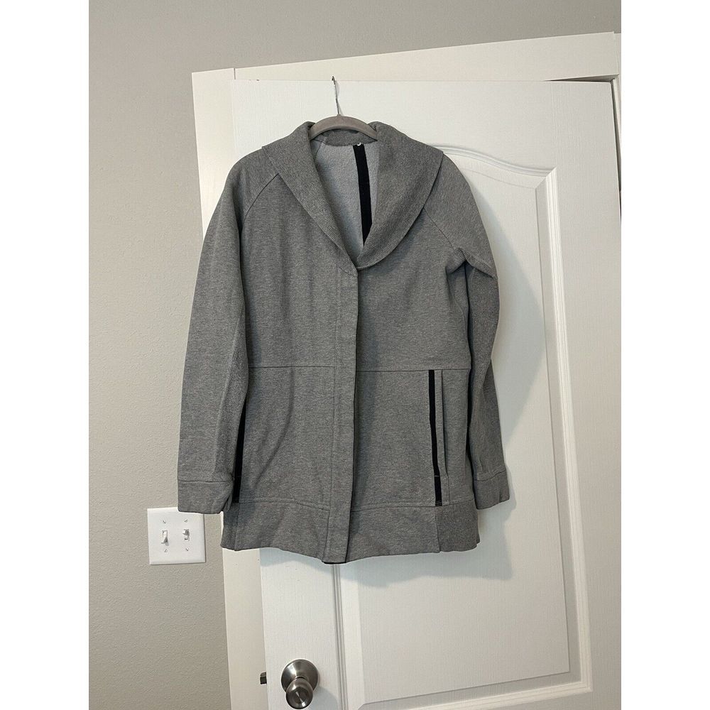 Lululemon Women's S/M Gray Snap Front Sweatshirt Jacket
